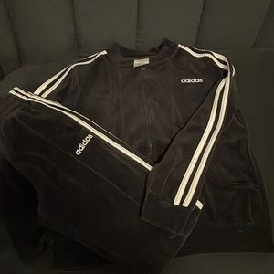 Adidas velour sweatsuit … Kid